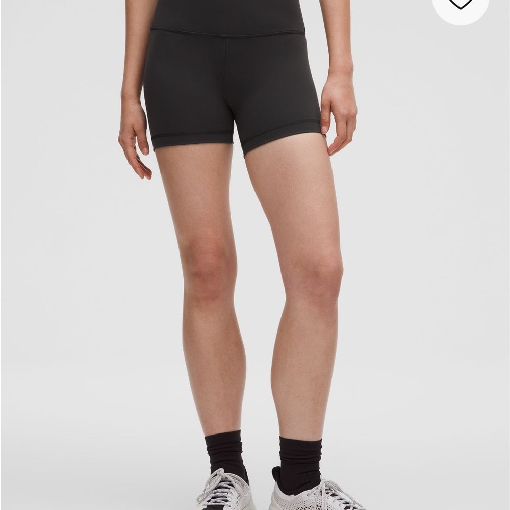 Lululemon Wunder Train High Rise Short 4"